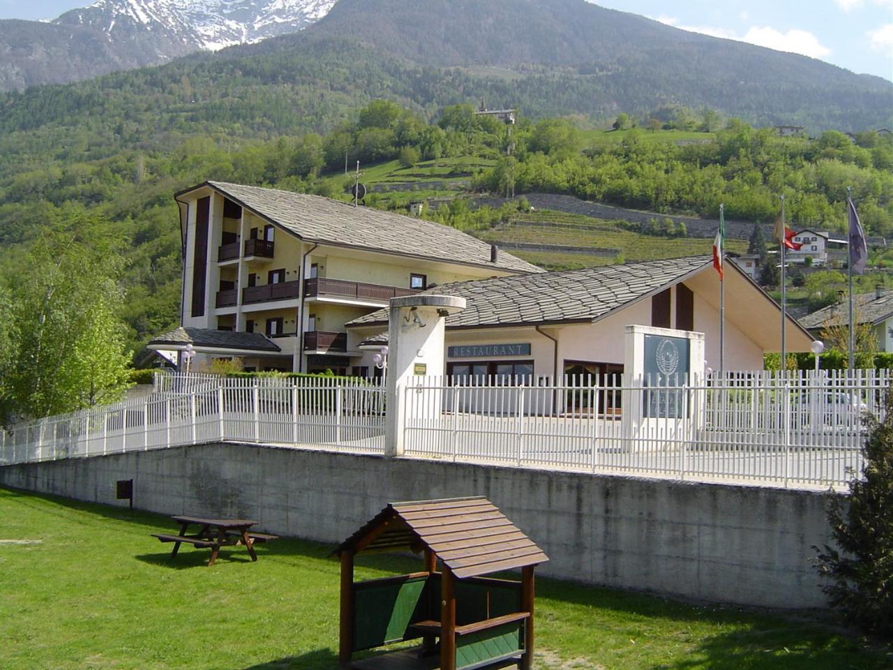 Hotel Miage Charvensod Buitenkant foto