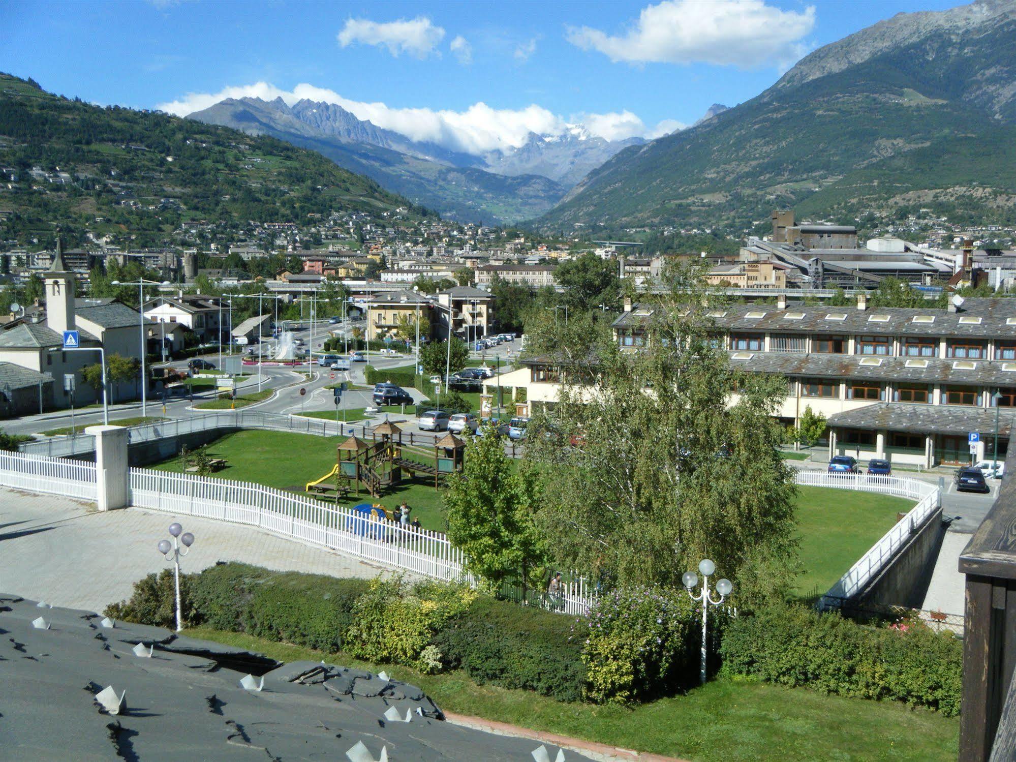 Hotel Miage Charvensod Buitenkant foto