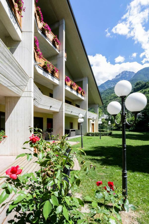 Hotel Miage Charvensod Buitenkant foto