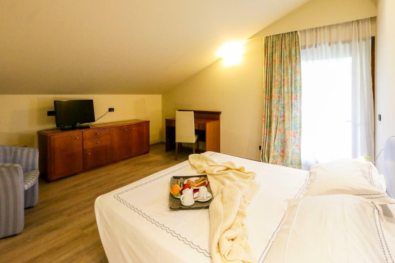 Hotel Miage Charvensod Buitenkant foto